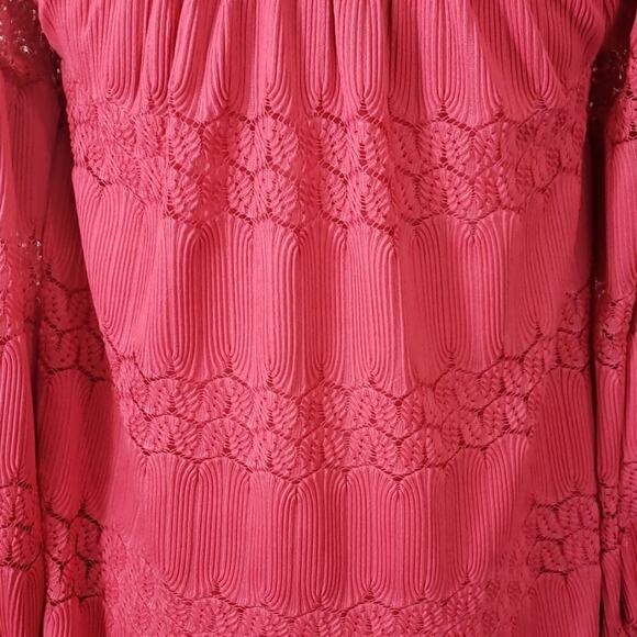 Cupid pink blouse can make off shoulder - Picture 6 of 9